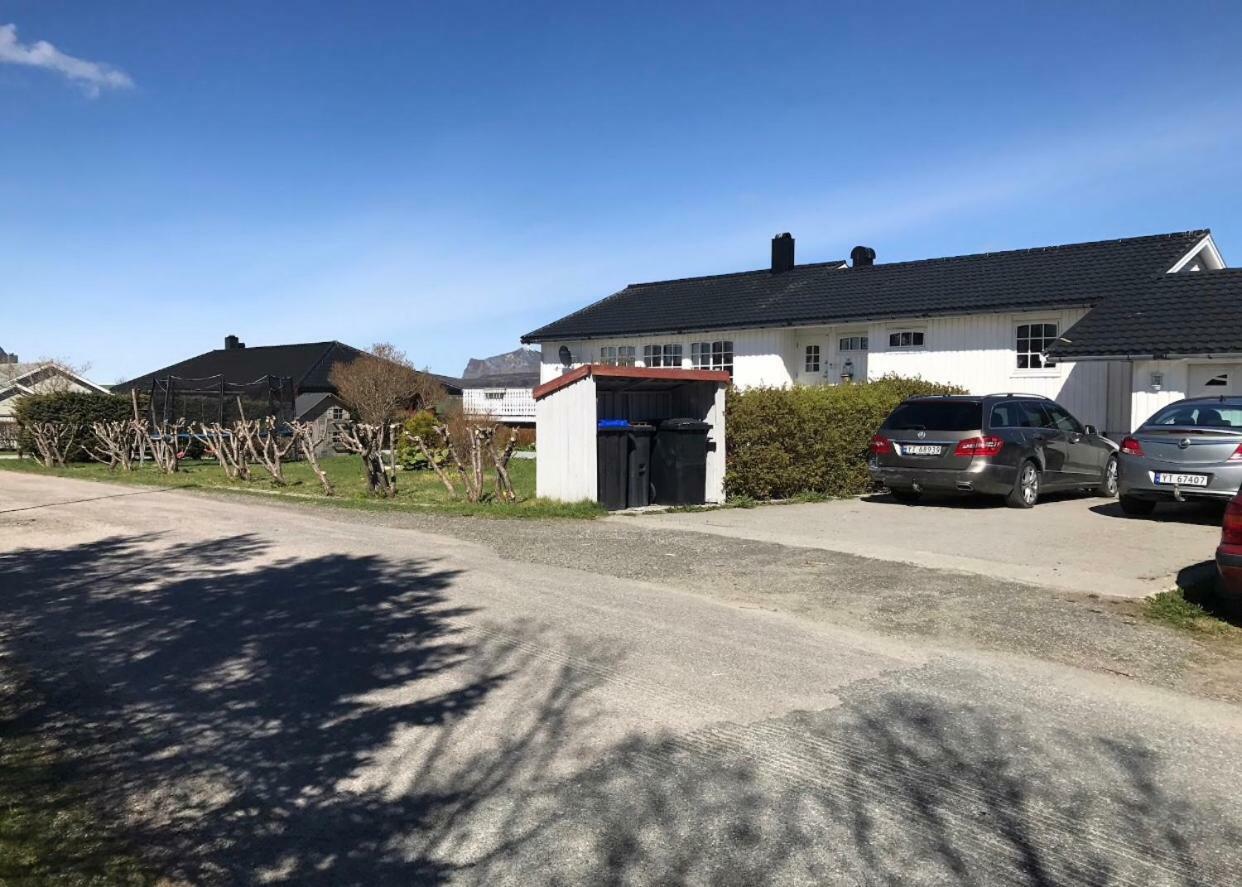 Cozy & Private Room In The Middle Of Lofoten Leknes Zewnętrze zdjęcie